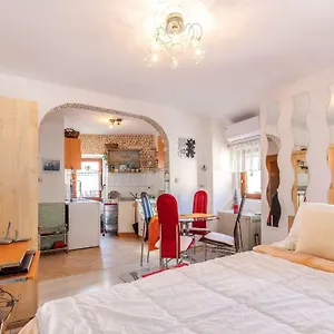 https://bakar-apartment.primorje-gorskikotar.com